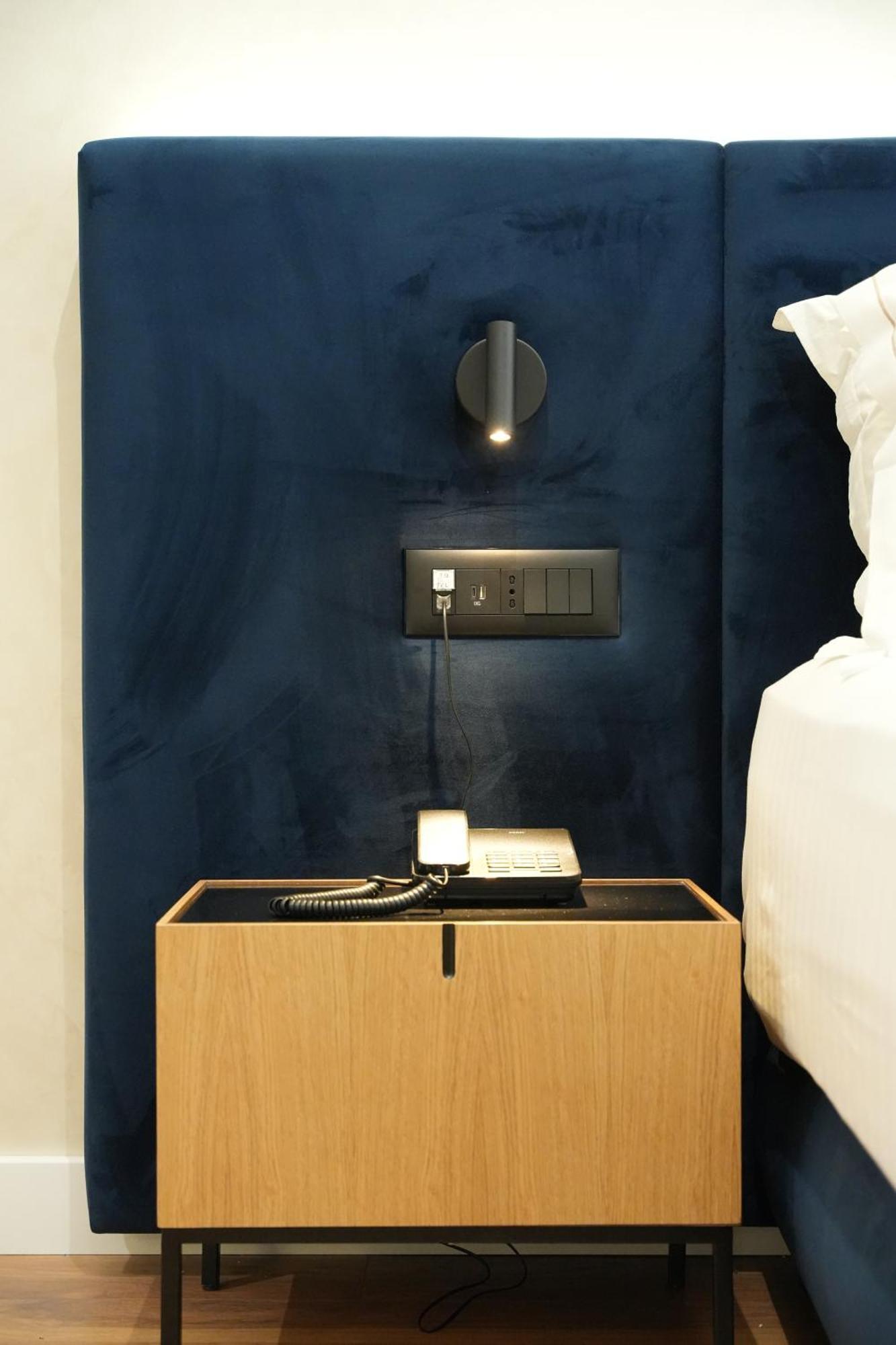 Bounty Hotel Golem  Ngoại thất bức ảnh