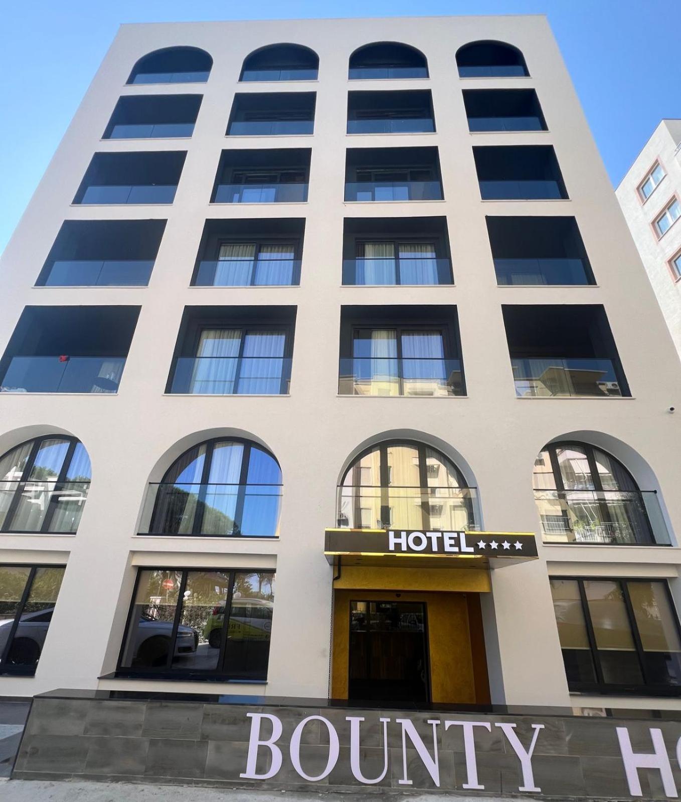 Bounty Hotel Golem  Ngoại thất bức ảnh